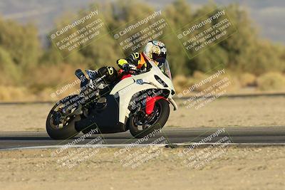 media/Oct-31-2025-CVMA Friday Practice (Fri) [[e9defcbea4]]/4-Racer 3 Practice - NRS/Mock Race/